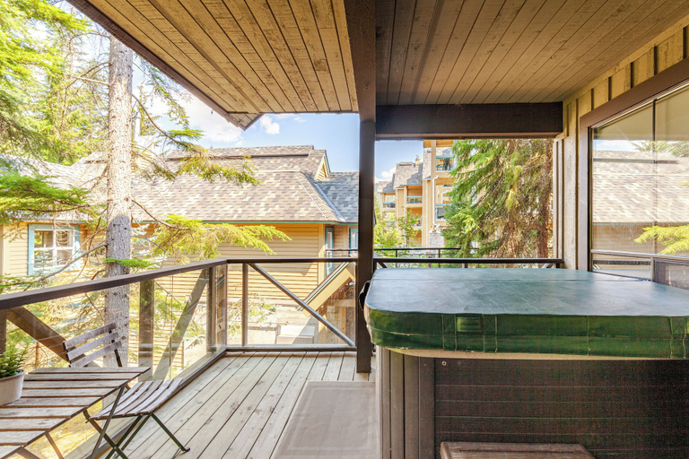 Terrace/patio 5, Crystal Ridge by Whistler Retreats, Squamish-Lillooet
