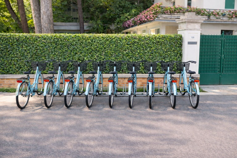 Bicycling, Hotel Mocambo, Rimini