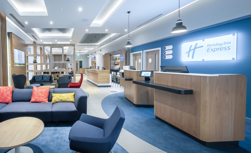 Public Area, Holiday Inn Express FLEET by IHG, Hampshire