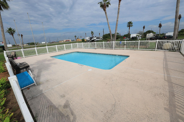 Sport & Beauty 5, Coastal Bend at Seadrift, Motel & RV Park, Calhoun