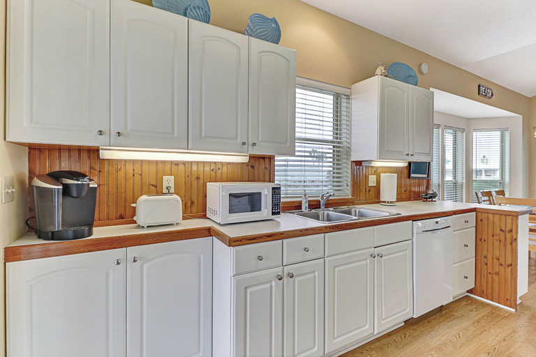 Interior 2, 2641a S Fletcher Ave, Nassau