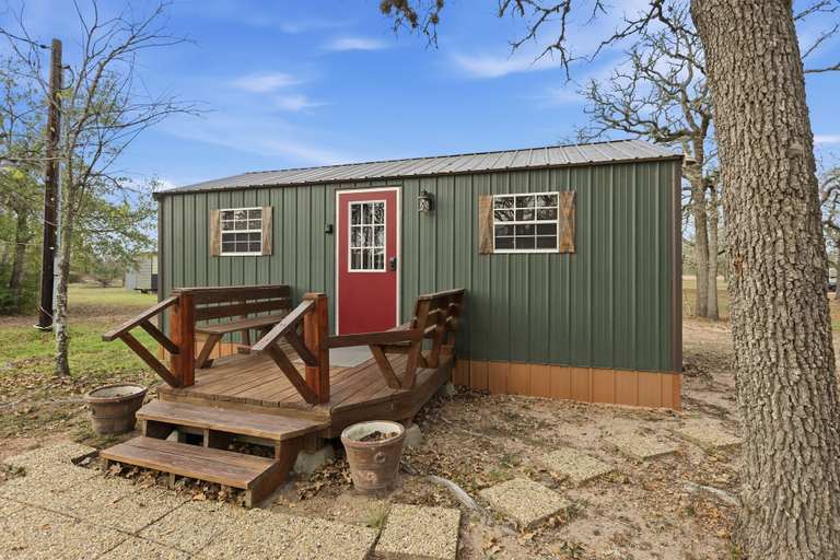 Primary image, Blitzen - Reindeer Ranch At Round Top Cabin, Fayette
