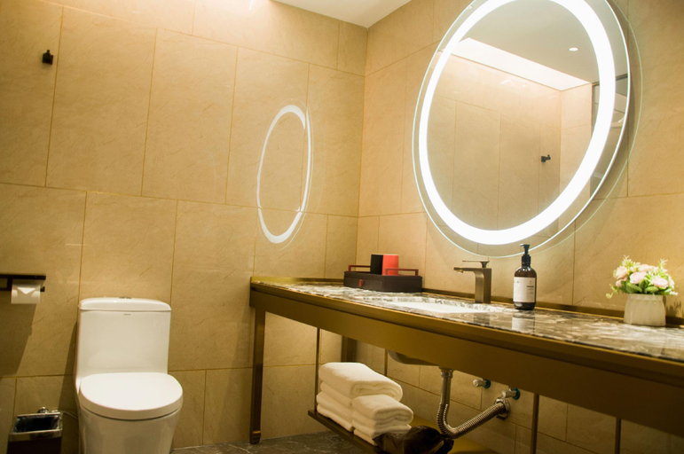 Bathroom 2, Echeng Hotel Enshi Minzu Road, Enshi Tujia and Miao
