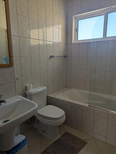 Bathroom 4, Vila Cabral 2 Apartments - AC