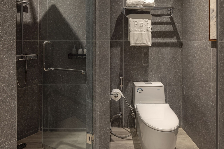 Bathroom 4, Royal Embassy Resort, Phuket Island