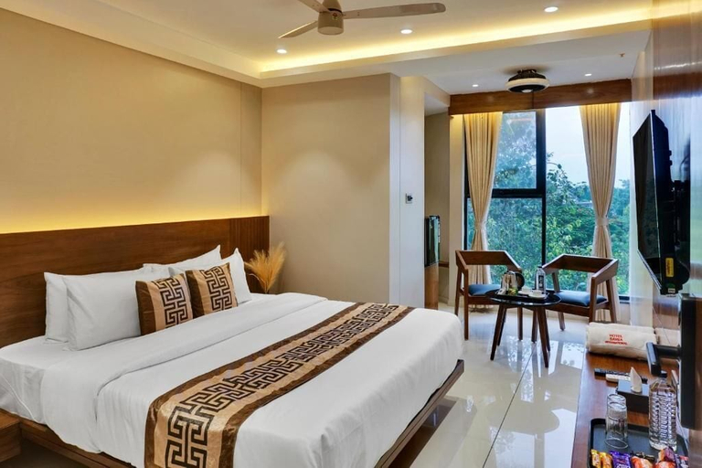 Room 2, HOTEL SAYBA INTERNATIONAL, Pune