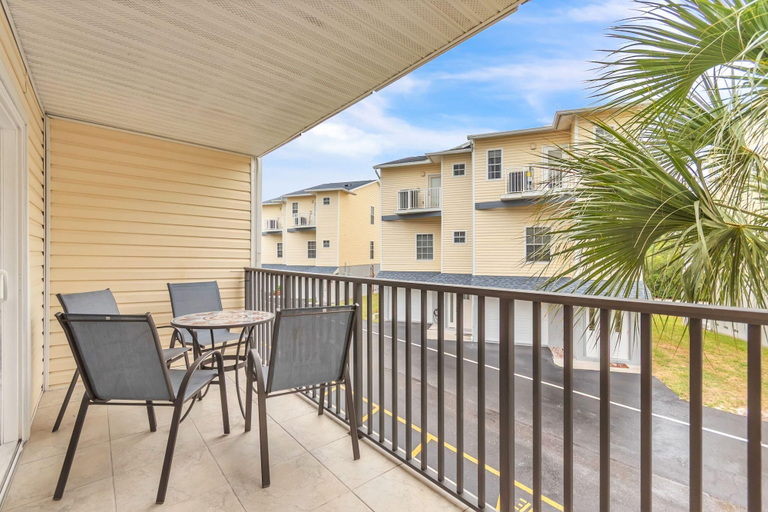 Others 5, Bayview Villas 120, Pinellas