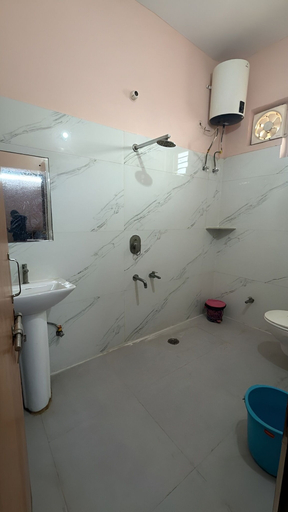 Bathroom 3, Amrit Guest House, Mathura
