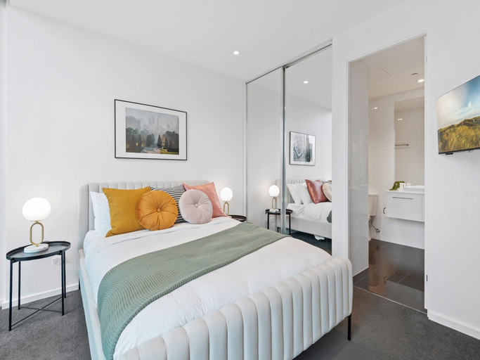 Bedroom 3, Central Entertainer with Panoramic City Views, Melbourne