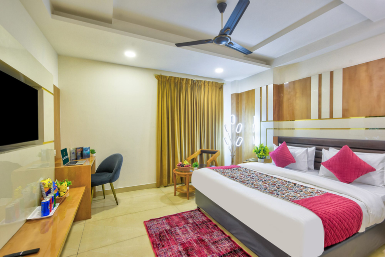 Bedroom 3, Hotel All Time Residency - Near Connaught Place New Delhi, Delhi