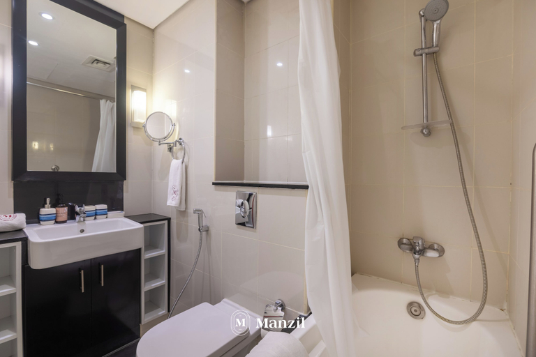 Bathroom, Bloomfields STU Damac Cour Jardin, Dubai
