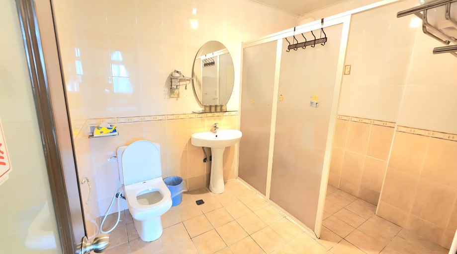 Bathroom 4, Mei Lun Xi Pan Homestay, Hualien