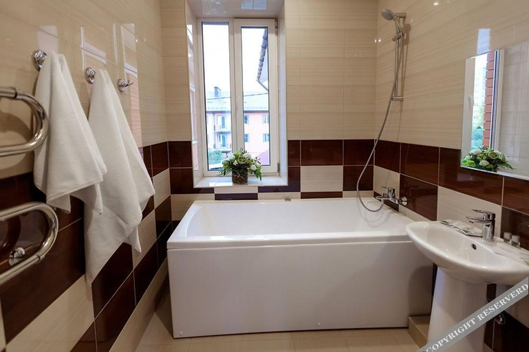 Bathroom, Chekhov, Tver'