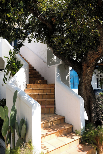 Property grounds 5, White Blue Villa formerly Ippocampi, Crete