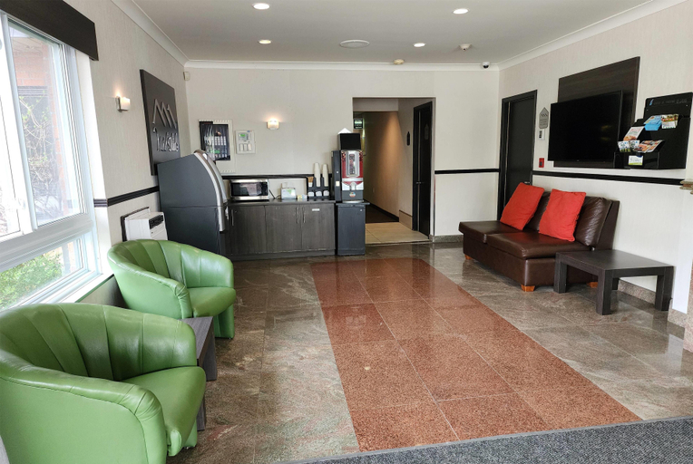 Public Area 3, Ramada by Wyndham Laval, Laval