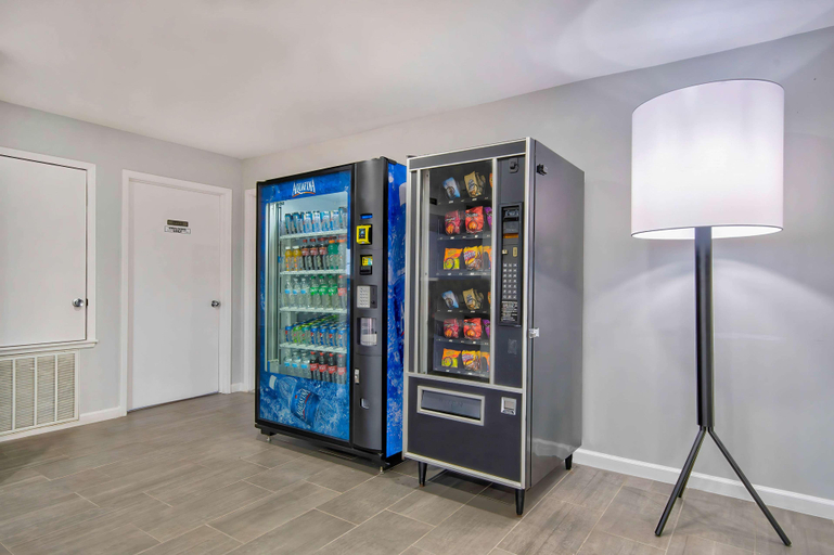 Food & Drinks, Americas Best Value Inn Suites Texas City, Galveston