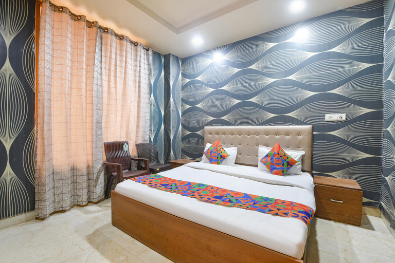 Bedroom 3, Fabhotel Royal Residency Sector 11, Faridabad