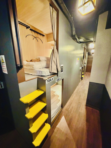 Room 2, KAYABACHO TSUKUSHI HOTEL, Chūō
