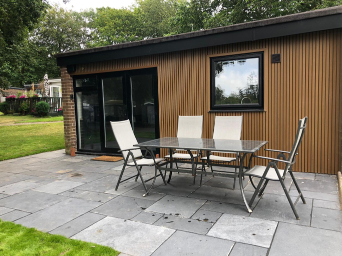Others 3, Eryri Lodge, Gwynedd