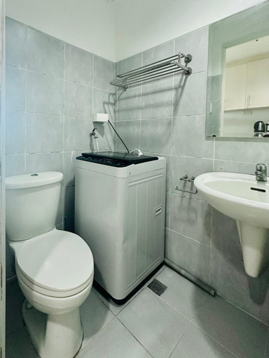 Bathroom 5, Justcondos at Sea Residences, Pasay City
