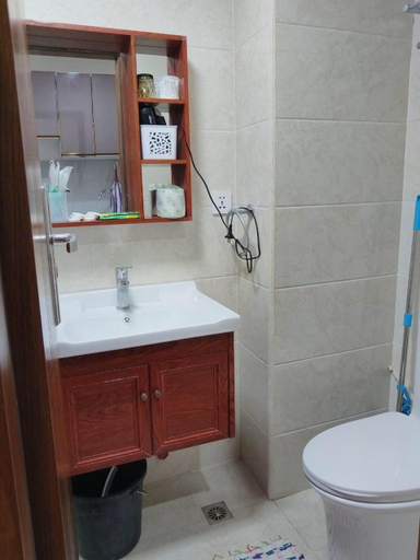 Bathroom 3, ZackG Homestay at Megatower 3, Baguio City