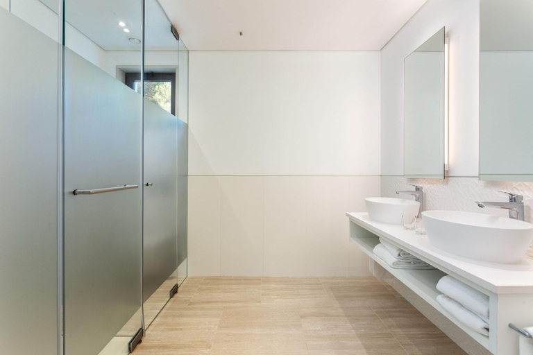 Bathroom 4, Pine Cliffs Gardens, Albufeira