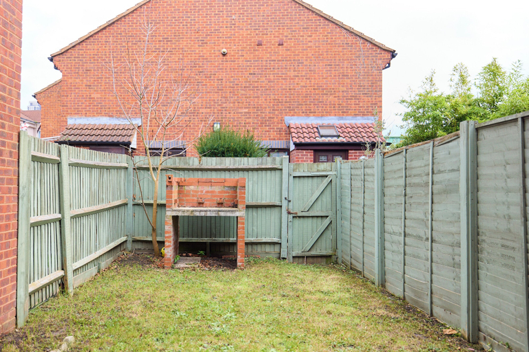 Property grounds, Poplar Garden Townhouse, London