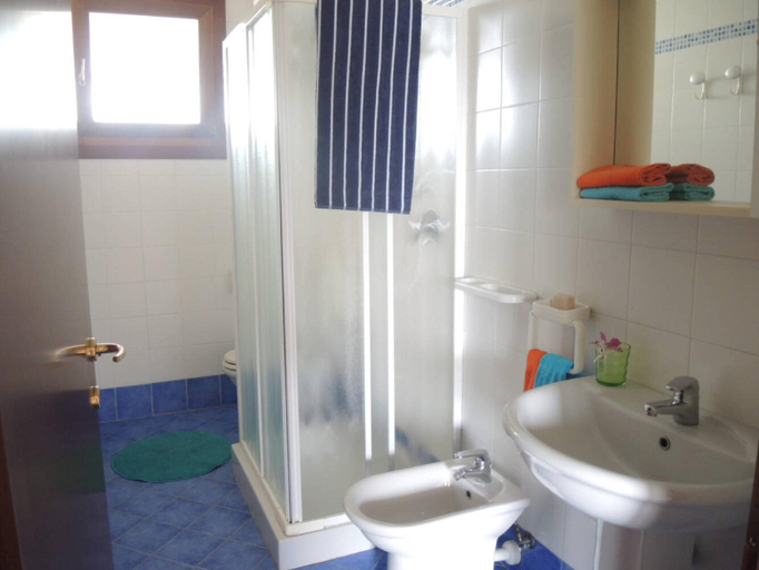 Bathroom, Perfect apartment with swimming pool for 6 people - By Beahost Rentals, Venezia