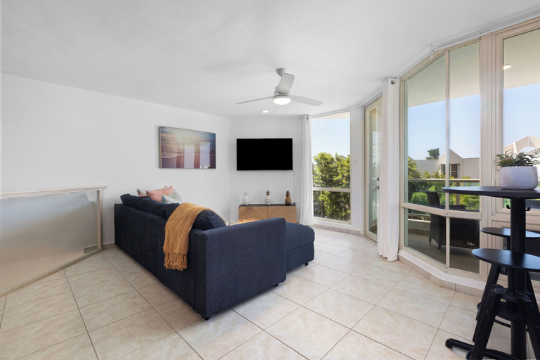 Living area 5, Grand Bay by Otium