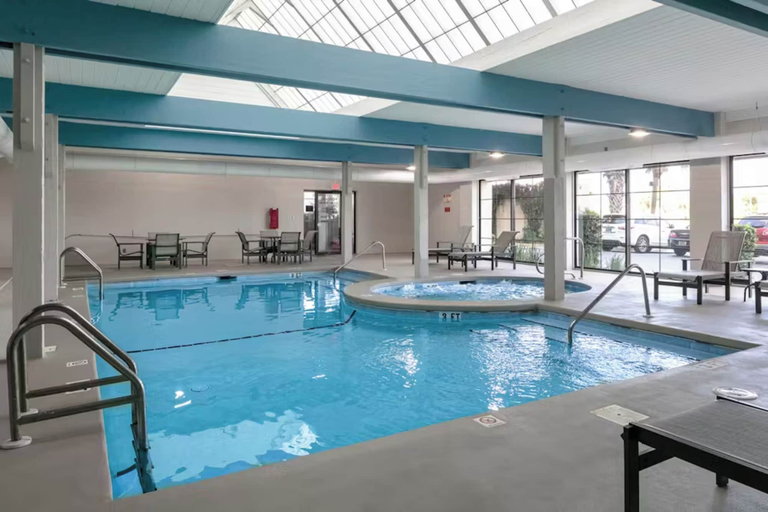 Sport & Beauty 4, Bluewater 103, Baldwin