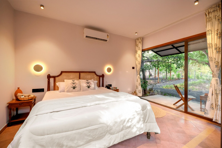 Room 3, MRUDA FARMSTAY, Palghar