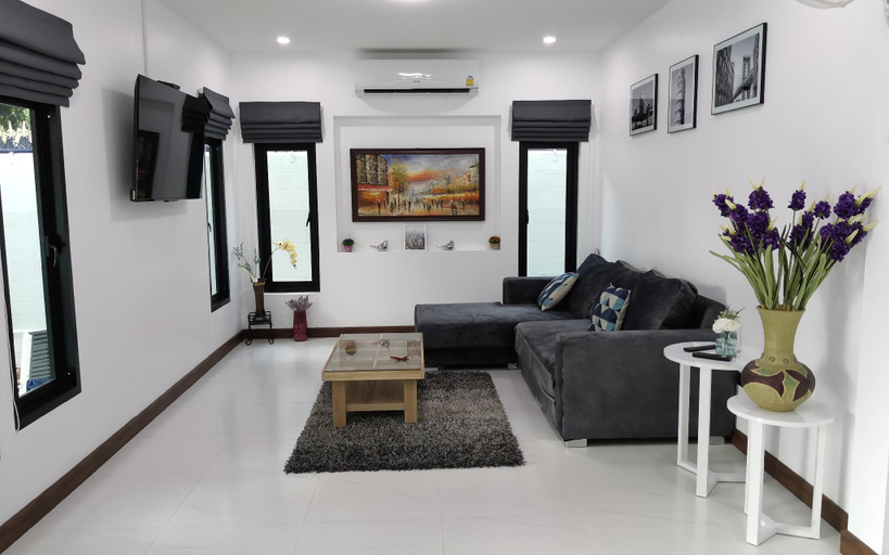 Others 2, Private Pool With Jacuzzi Kids Pool Royal Park, Pattaya