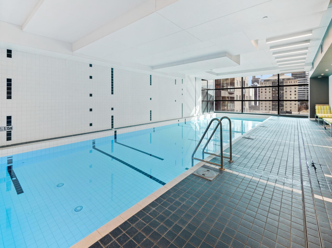 Sport & Beauty 2, Central Entertainer with Panoramic City Views, Melbourne