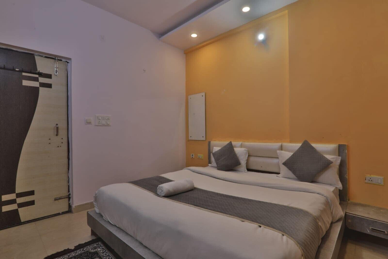 Room 5, Hotel Shubhangi Inn, Lucknow