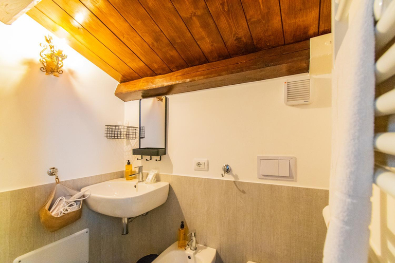 Bathroom 3, Idiana Bed and Breakfast, L'Aquila