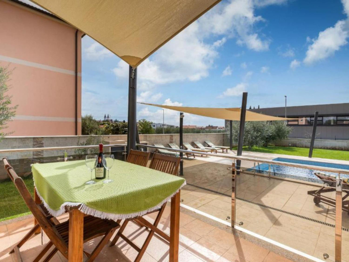 Swimming pool 4, Villa Casa Gigi With Swimming pool - Four bedroom villa, Medulin
