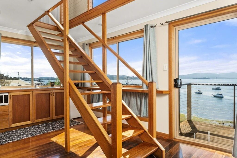 Interior 2, StayAU Riverfront Paradise Pet friendly, West Tamar - Pt A