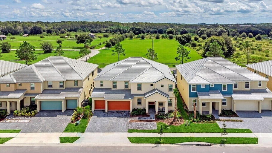 Interior 4, 2473 Shanti · Deepsea World/15 Suites/sleep 30/oversize Pool&spa, Osceola
