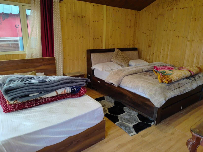 Room 5, Auli Goldcrest, Chamoli