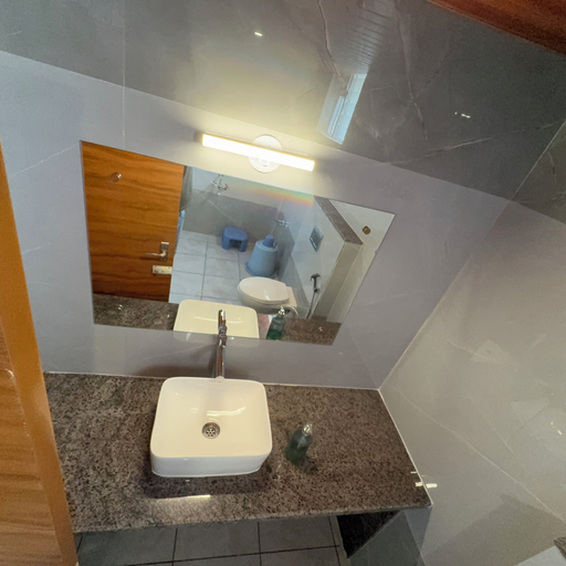 Bathroom 2, Hotel Elevate Inn Bangalore Airport, Bangalore