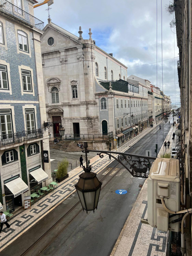 Others 5, Lisbon Heart, Lisbon