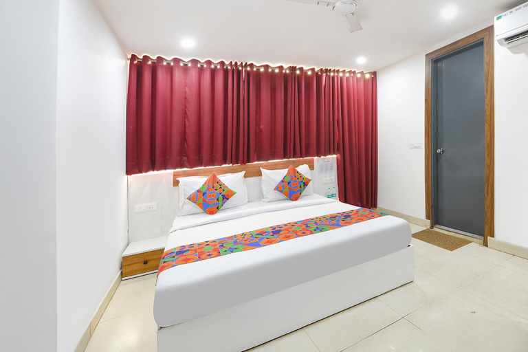 Bedroom 4, Fabhotel Happy Stay, Gautam Buddha Nagar