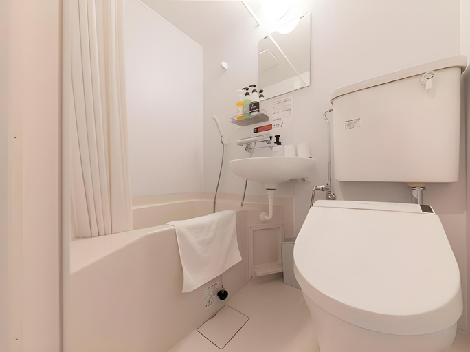 Bathroom 4, HOTEL R9 The Yard Yabuki, Yabuki