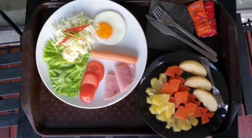 Food & Drinks 5, Iroom Hotel, Muang Surat Thani