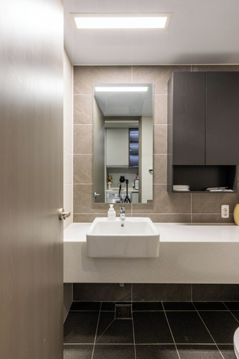 Bathroom 5, Nampo Stay 99