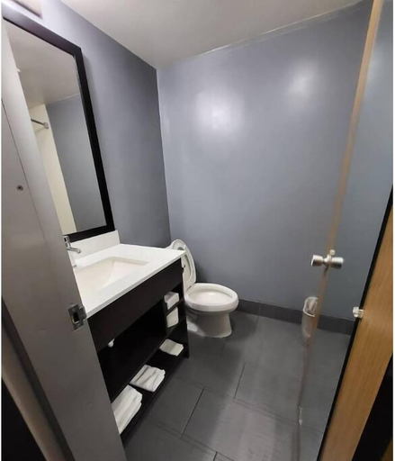 Bathroom 4, Baymont By Wyndham Bay City, Bay