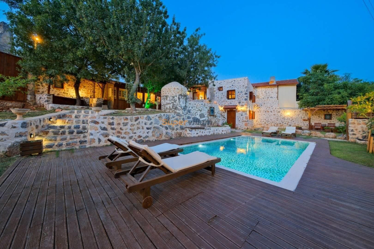 Pool 4, yusuf paşa konağı, Fethiye