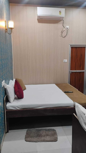 Bedroom 5, ANAND LOK VARANASI, Varanasi