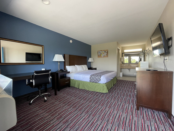Others 5, Econo Lodge Inn & Suites Enid South, Garfield
