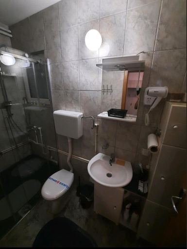 Bathroom 3, Apartman Fontana, Kraljevo